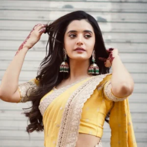 ayushi khurana
